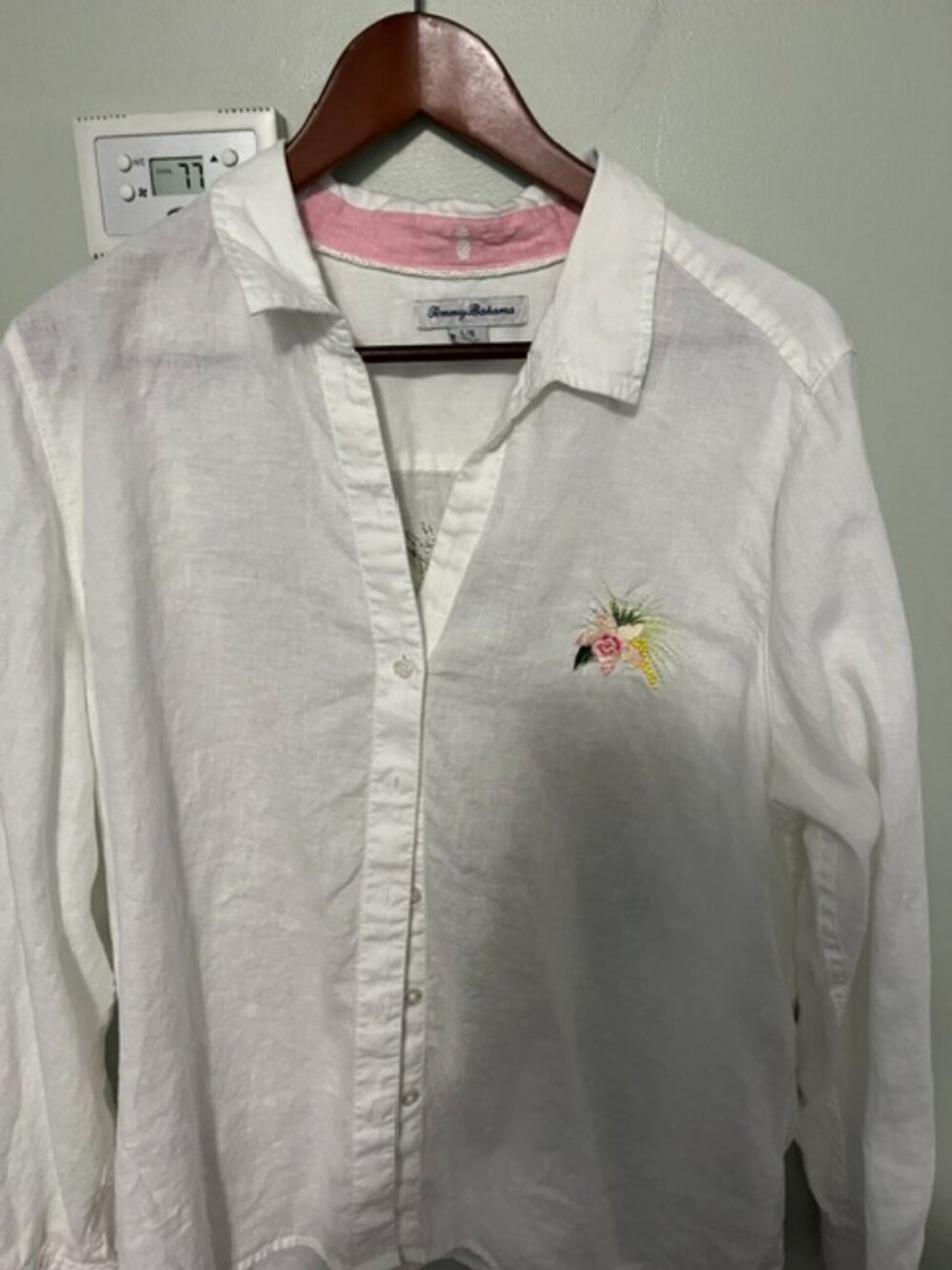 Tommy Bahama White linen shirt with flower embroidery